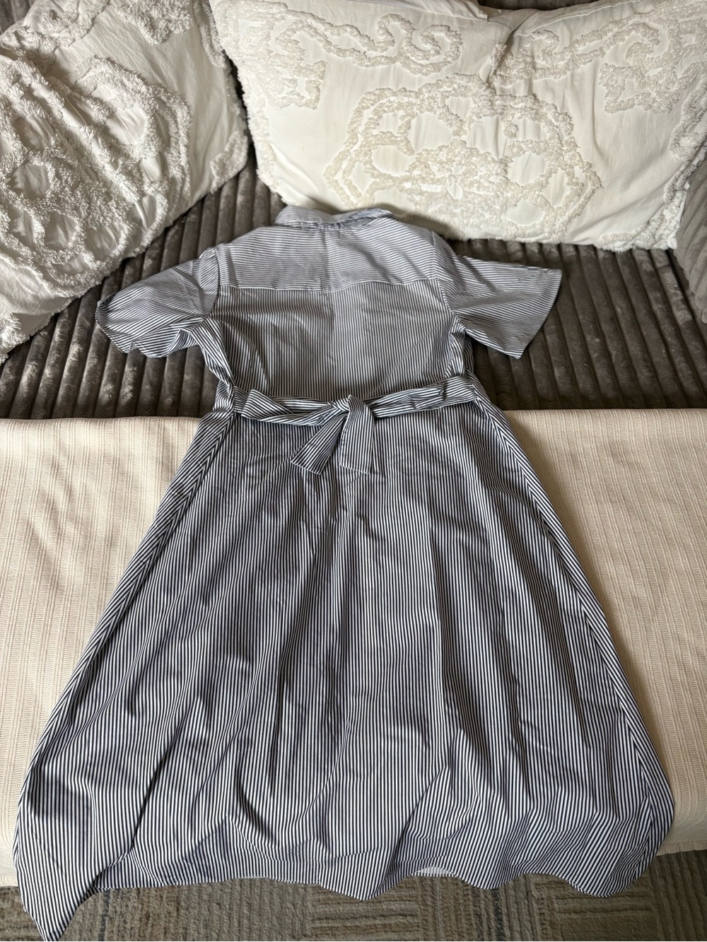 Figueroa + Flower Striped Button-Front Dress in Navy and White Figueroa & Flower - Picture 4 of 8